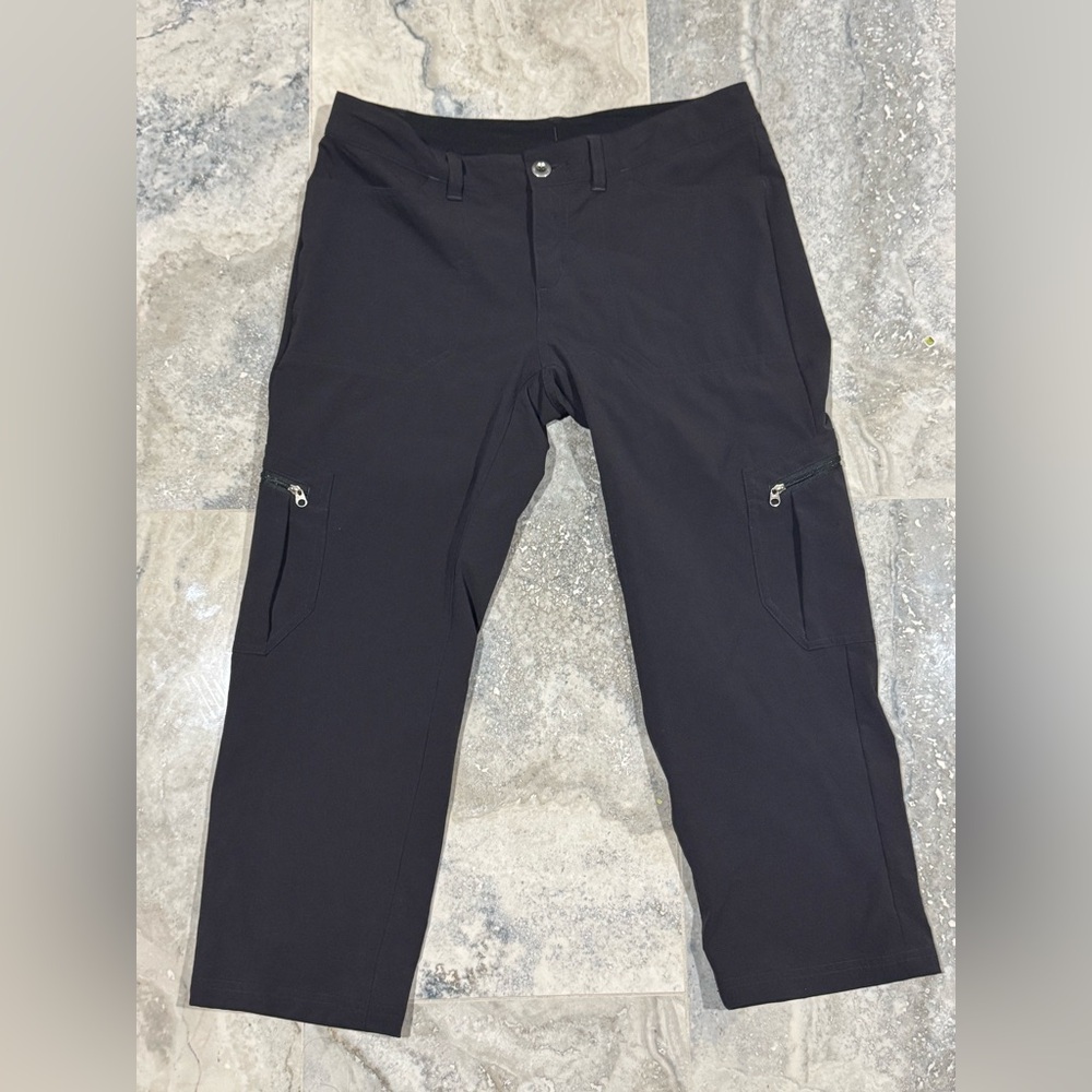 Patagonia Women's Black Capris